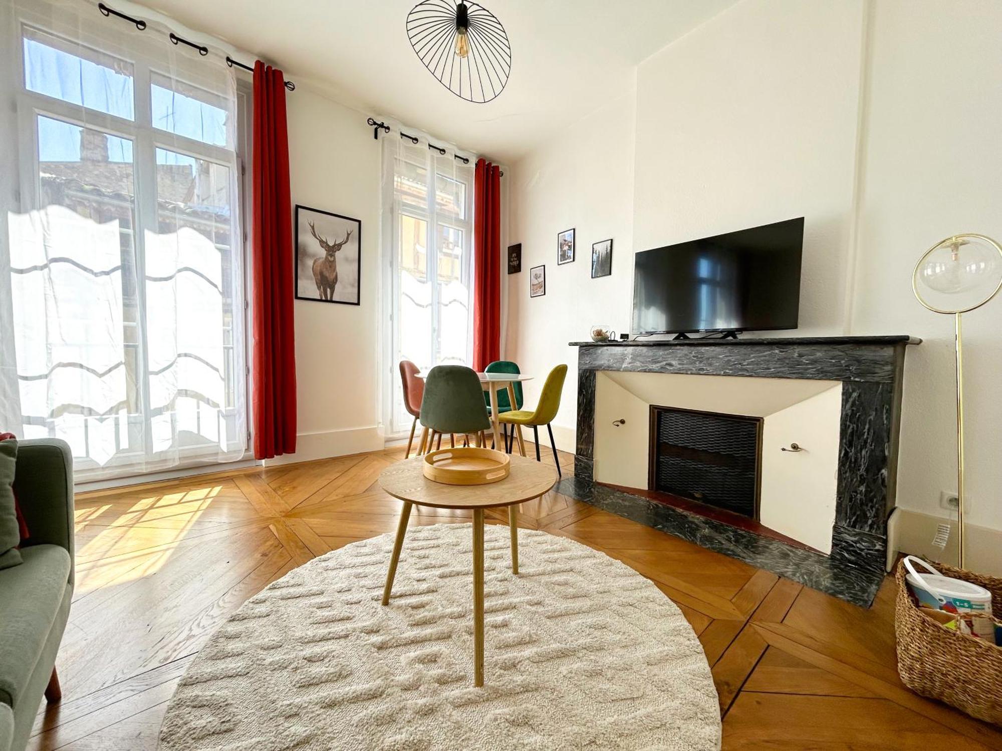 Apartment Emma - Centre Historique - Parking Privee *
